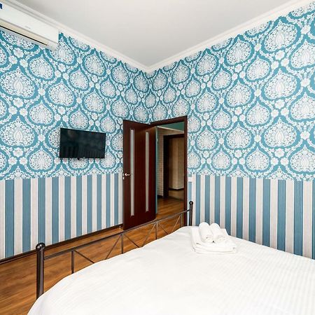 Stylish Apartment With A Balcony Overlooking The Park Odessa Dış mekan fotoğraf