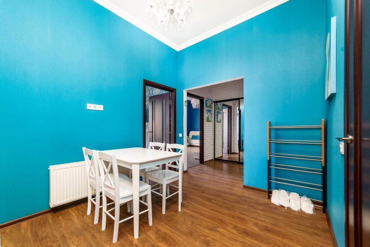 Stylish Apartment With A Balcony Overlooking The Park Odessa Dış mekan fotoğraf