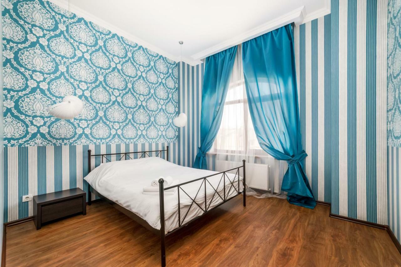Stylish Apartment With A Balcony Overlooking The Park Odessa Dış mekan fotoğraf